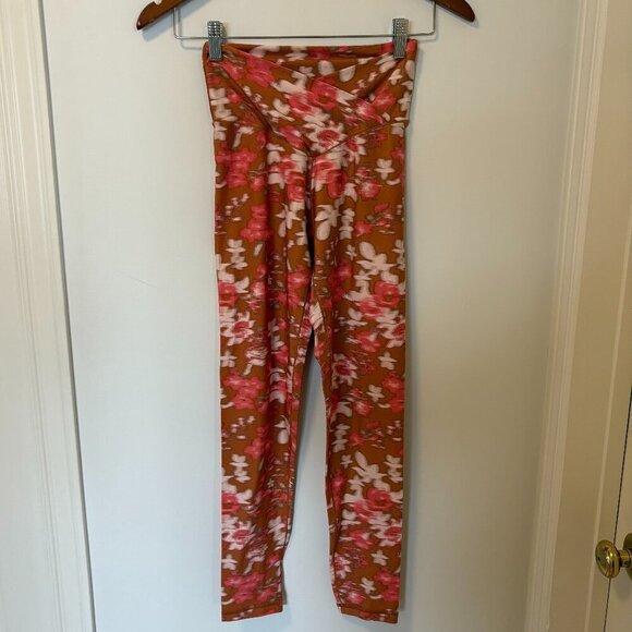 Offline by Aerie Real Me High Waisted 7/8 Legging Brown & Pink size M - Picture 1 of 9